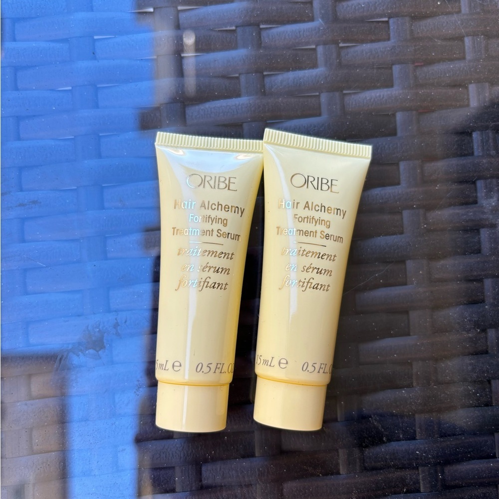 Oribe Hair Alchemy Fortifying Treatment Serum - Yellow